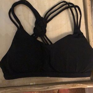 Lululemon black knot sports bra small